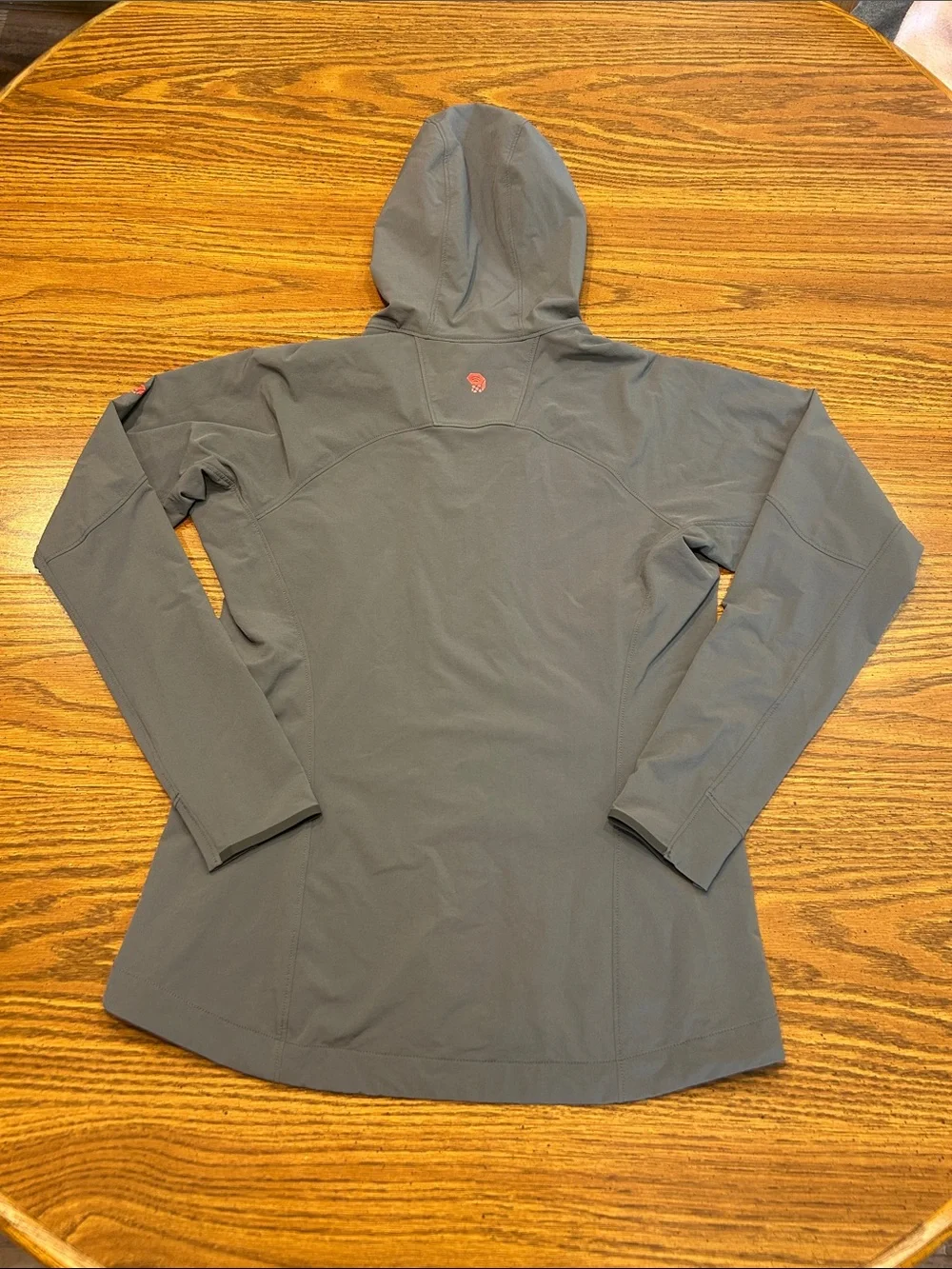 Mountain Hardwear lightweight water